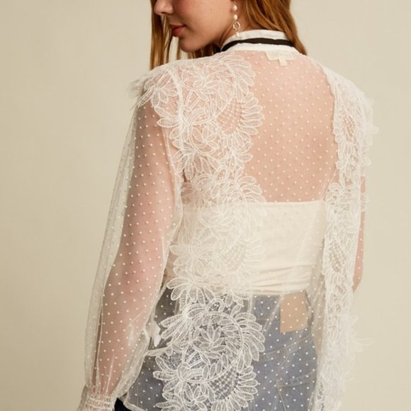 NEW- HARRIET LACE BLOUSE - Picture 2 of 6